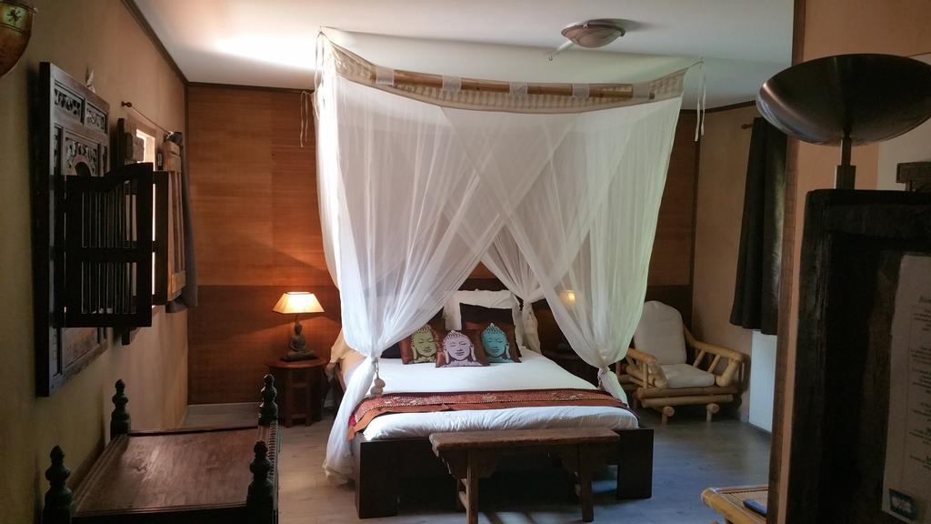 Le Domaine De Saint-Thomin Bed & Breakfast Nostang Стая снимка