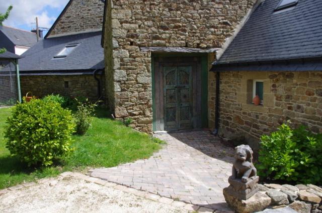 Le Domaine De Saint-Thomin Bed & Breakfast Nostang Екстериор снимка